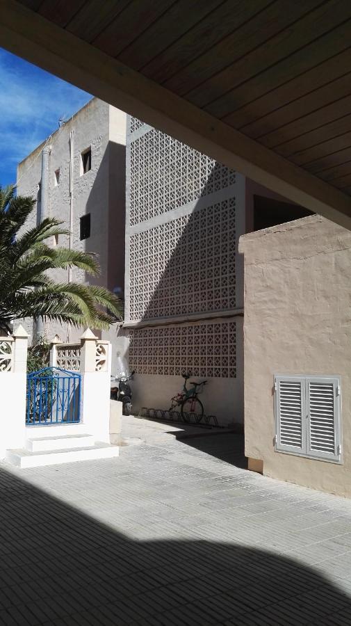 Apartamentos Formentera Copacabana 18 Es Pujols Kültér fotó