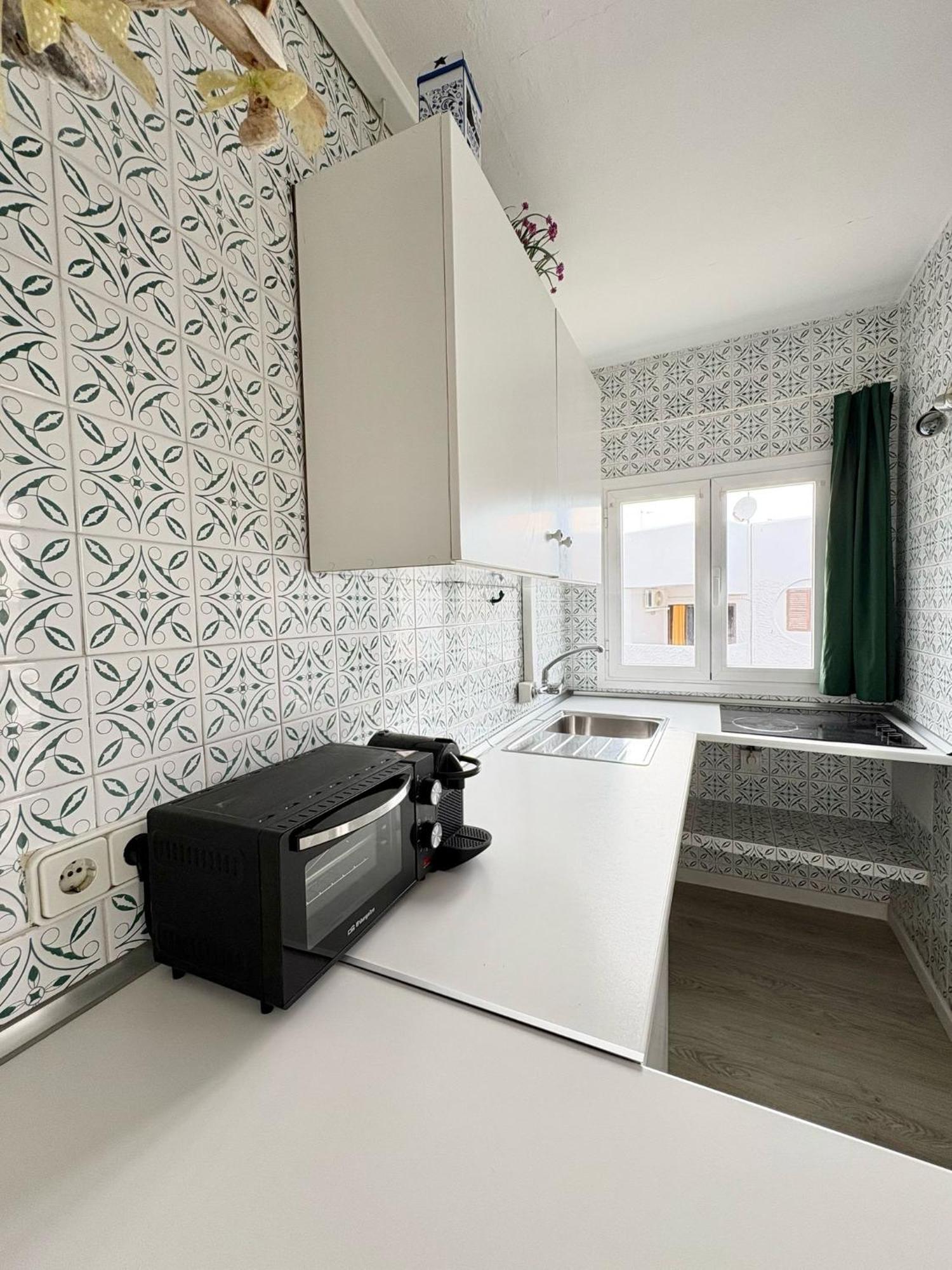 Apartamentos Formentera Copacabana 18 Es Pujols Kültér fotó